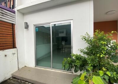 71 Sqm., 2 Beds, 1 Bath Townhouse listed for ฿ 1,710,000.