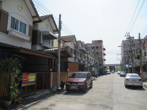 72 Sqm., 3 Beds, 2 Baths Townhouse listed for ฿ 1,890,000.