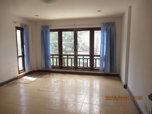 90 Sqm., 2 Beds, 2 Baths Townhouse listed for ฿ 1,841,000.