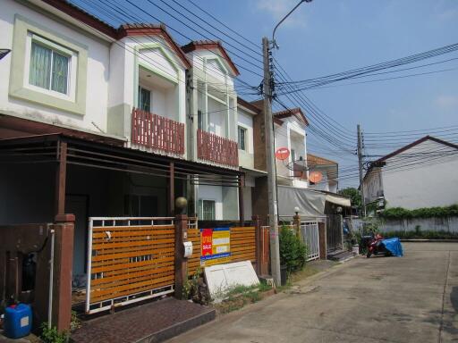 68 Sqm., 3 Beds, 2 Baths Townhouse listed for ฿ 1,838,000.