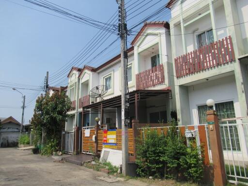 68 Sqm., 3 Beds, 2 Baths Townhouse listed for ฿ 1,838,000.