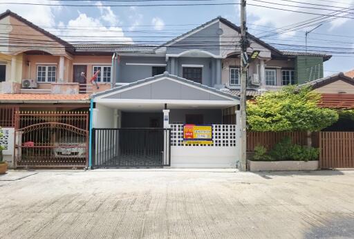 92 Sqm., 3 Beds, 2 Baths Townhouse listed for ฿ 1,650,000.