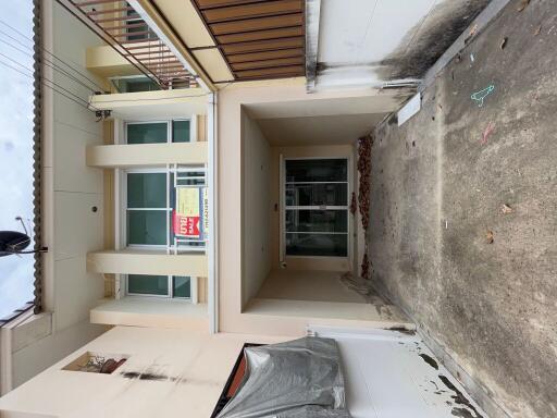 68 Sqm., 2 Beds, 2 Baths Townhouse listed for ฿ 1,400,000.