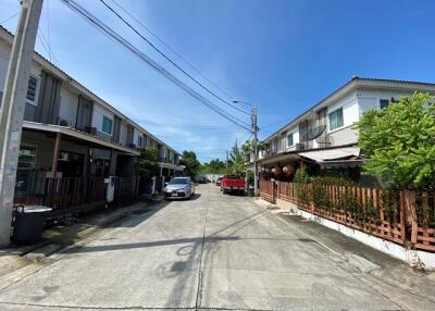 70 Sqm., 2 Beds, 1 Bath Townhouse listed for ฿ 1,615,000.