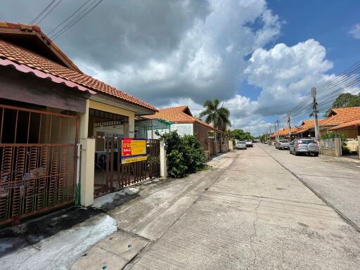 112 Sqm., 2 Beds, 1 Bath Townhouse listed for ฿ 1,615,000.