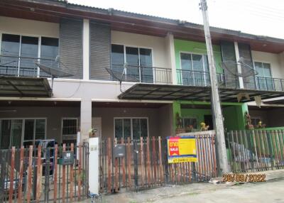 79 Sqm., 2 Beds, 2 Baths Townhouse listed for ฿ 1,785,000.