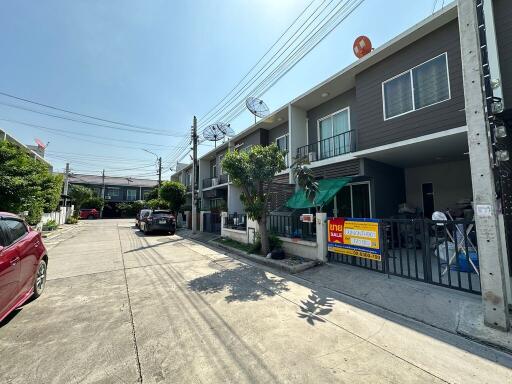 70 Sqm., 2 Beds, 1 Bath Townhouse listed for ฿ 1,785,000.