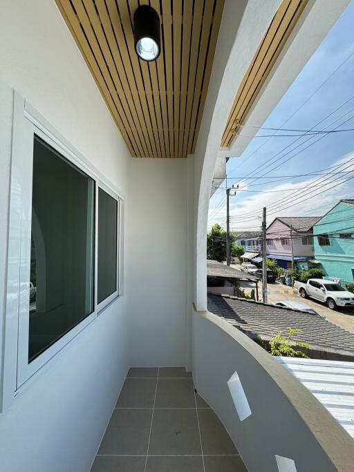 68 Sqm., 2 Beds, 2 Baths Townhouse listed for ฿ 1,785,000.
