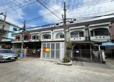 68 Sqm., 2 Beds, 2 Baths Townhouse listed for ฿ 1,785,000.