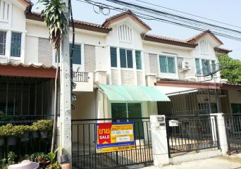 72 Sqm., 2 Beds, 2 Baths Townhouse listed for ฿ 1,785,000.