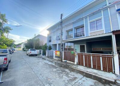 77 Sqm., 2 Beds, 2 Baths Townhouse listed for ฿ 1,785,000.