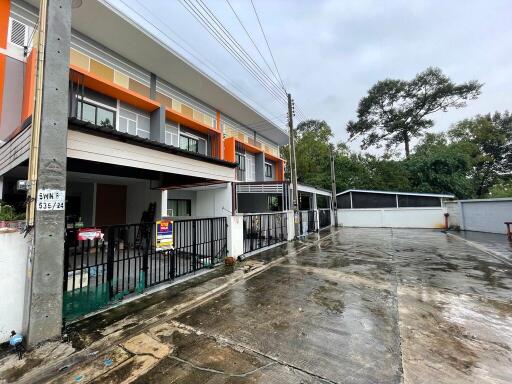 72 Sqm., 2 Beds, 1 Bath Townhouse listed for ฿ 1,425,000.
