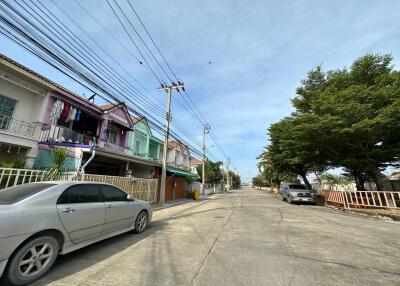 128 Sqm., 2 Beds, 1 Bath Townhouse listed for ฿ 1,615,000.