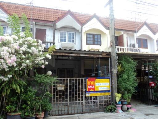 66 Sqm., 2 Beds, 2 Baths Townhouse listed for ฿ 1,500,000.