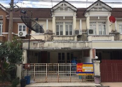 97 Sqm., 2 Beds, 1 Bath Townhouse listed for ฿ 1,733,000.