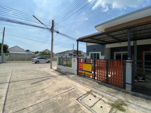 144 Sqm., 2 Beds, 1 Bath Townhouse listed for ฿ 1,733,000.