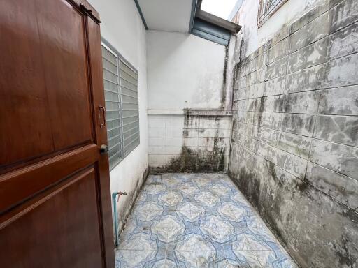 92 Sqm., 2 Beds, 1 Bath Townhouse listed for ฿ 1,500,000.