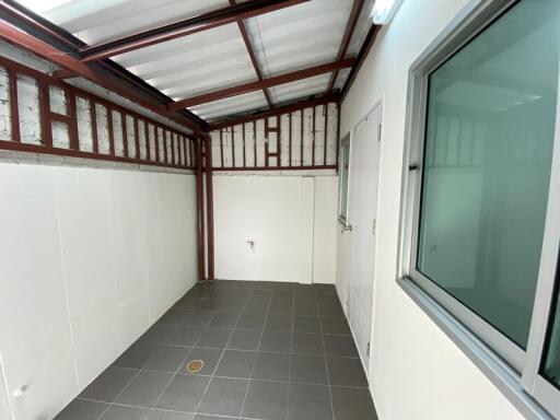 72 Sqm., 2 Beds, 1 Bath Townhouse listed for ฿ 1,705,000.