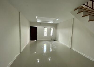 72 Sqm., 2 Beds, 1 Bath Townhouse listed for ฿ 1,705,000.
