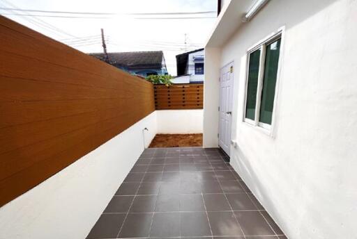 96 Sqm., 2 Beds, 1 Bath Townhouse listed for ฿ 1,680,000.