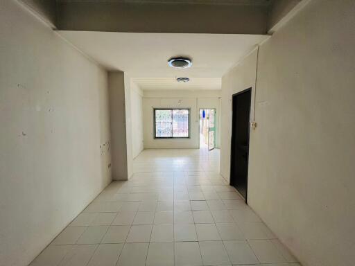 72 Sqm., 2 Beds, 1 Bath Townhouse listed for ฿ 1,520,000.