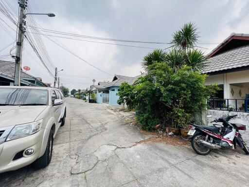 105 Sqm., 2 Beds, 1 Bath Townhouse listed for ฿ 1,520,000.