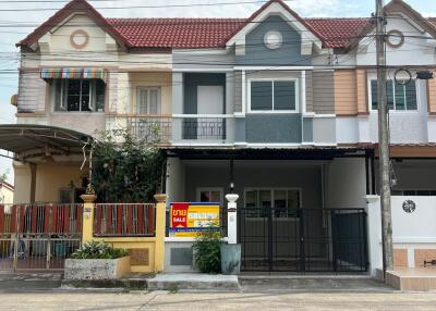 85 Sqm., 2 Beds, 2 Baths Townhouse listed for ฿ 1,520,000.