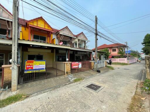 62 Sqm., 2 Beds, 2 Baths Townhouse listed for ฿ 1,500,000.