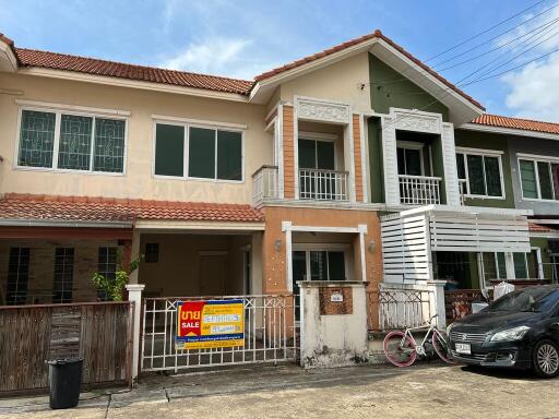 78 Sqm., 3 Beds, 2 Baths Townhouse listed for ฿ 1,290,000.