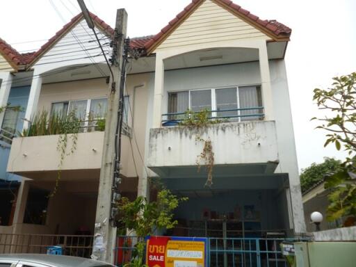 68 Sqm., 2 Beds, 1 Bath Townhouse listed for ฿ 1,473,000.