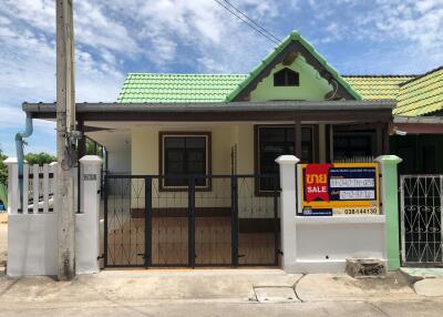 124 Sqm., 2 Beds, 1 Bath Townhouse listed for ฿ 1,463,000.