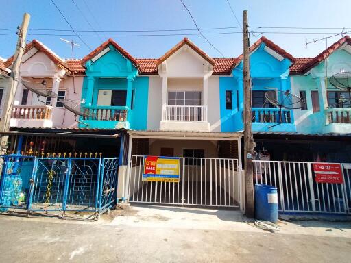 52 Sqm., 2 Beds, 1 Bath Townhouse listed for ฿ 1,595,000.