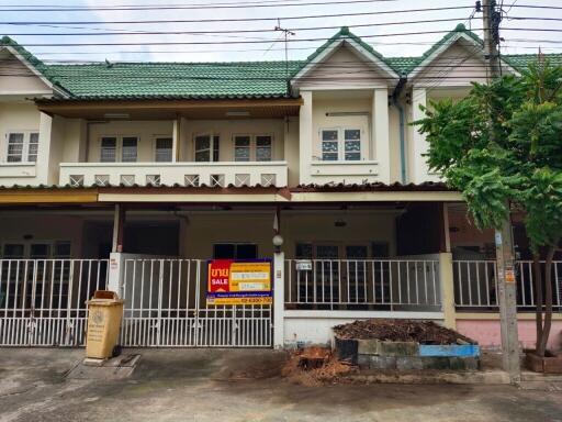 86 Sqm., 3 Beds, 2 Baths Townhouse listed for ฿ 1,425,000.
