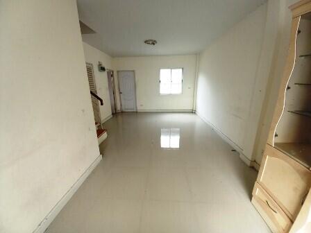 70 Sqm., 2 Beds, 1 Bath Townhouse listed for ฿ 1,425,000.