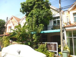 84 Sqm., 2 Beds, 1 Bath Townhouse listed for ฿ 1,425,000.