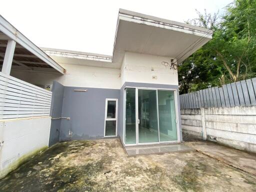 120 Sqm., 2 Beds, 1 Bath Townhouse listed for ฿ 1,425,000.
