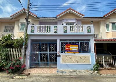 72 Sqm., 2 Beds, 2 Baths Townhouse listed for ฿ 1,425,000.