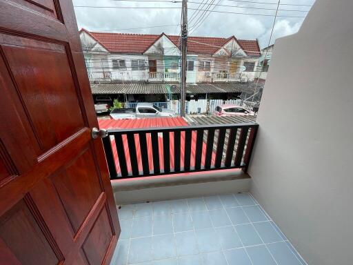 78 Sqm., 2 Beds, 2 Baths Townhouse listed for ฿ 1,200,000.