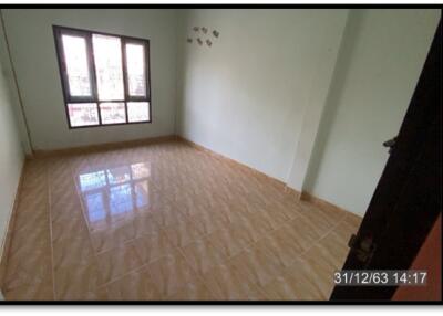 140 Sqm., 2 Beds, 1 Bath Townhouse listed for ฿ 1,400,000.