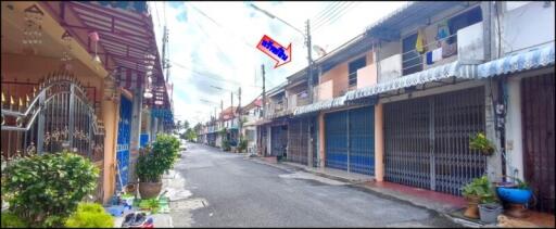 76 Sqm., 2 Beds, 2 Baths Townhouse listed for ฿ 1,523,000.