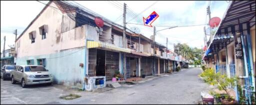 76 Sqm., 2 Beds, 2 Baths Townhouse listed for ฿ 1,523,000.