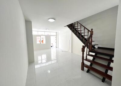 68 Sqm., 2 Beds, 1 Bath Townhouse listed for ฿ 1,280,000.