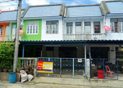 85 Sqm., 2 Beds, 1 Bath Townhouse listed for ฿ 1,150,000.