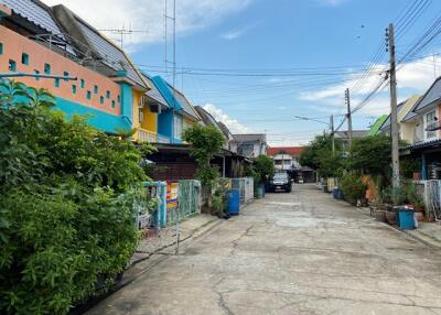 85 Sqm., 2 Beds, 2 Baths Townhouse listed for ฿ 1,150,000.