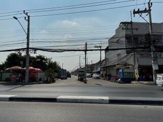 85 Sqm., 2 Beds, 2 Baths Townhouse listed for ฿ 1,150,000.