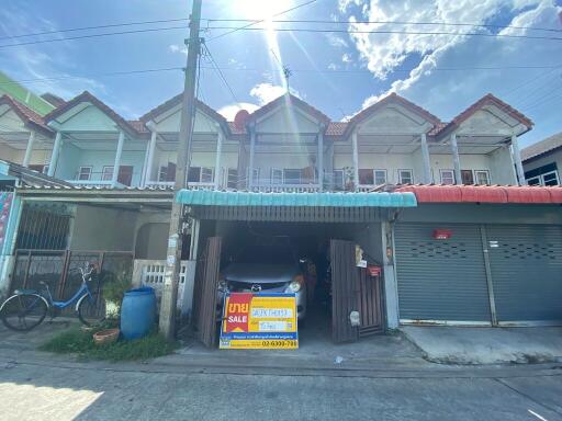 63 Sqm., 2 Beds, 1 Bath Townhouse listed for ฿ 1,330,000.