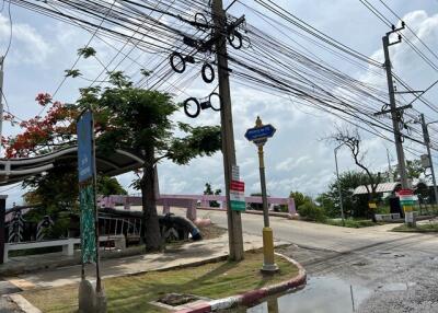 120 Sqm., 2 Beds, 2 Baths Townhouse listed for ฿ 1,470,000.