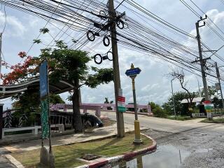 120 Sqm., 2 Beds, 2 Baths Townhouse listed for ฿ 1,470,000.