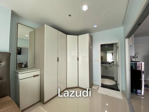 Beautiful Modern One Bedroom Condominium on 38th Floor