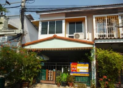 75 Sqm., 2 Beds, 1 Bath Townhouse listed for ฿ 1,470,000.